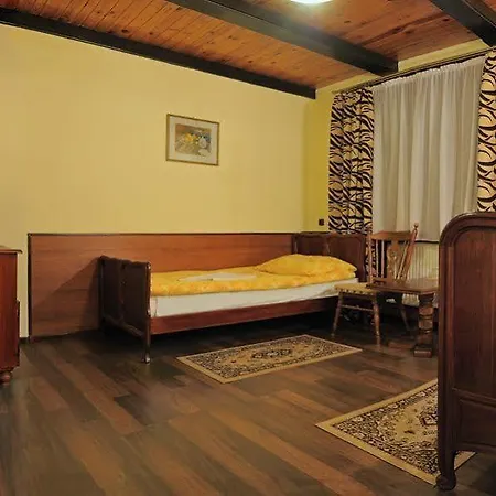 Hotel Dworek Staropolski